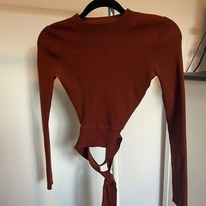 Brown/Rust Aritzia long sleeve